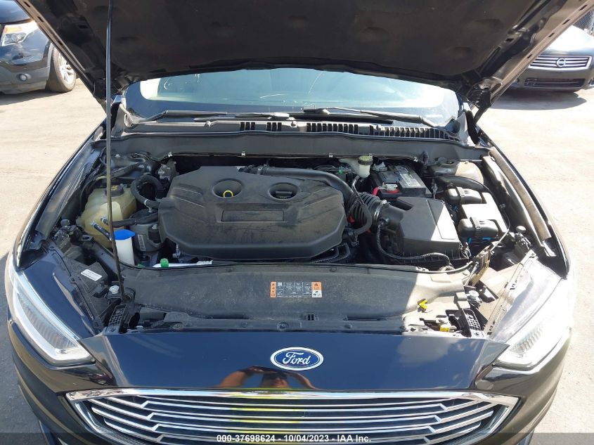 2017 FORD FUSION SE - 3FA6P0H92HR401897