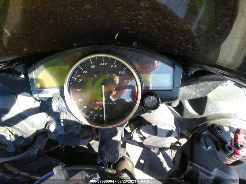2005 YAMAHA YZFR1 JYARN13E65A009045
