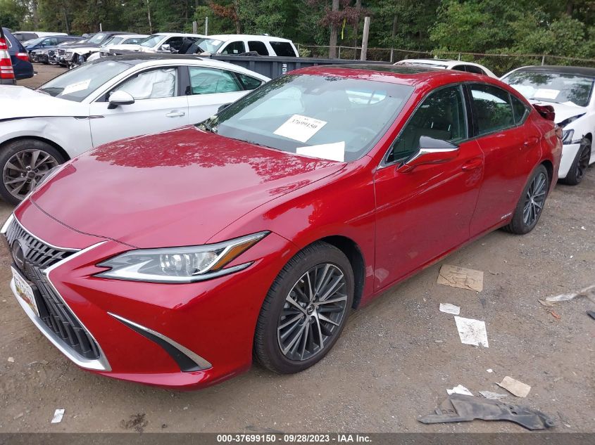 58ADA1C1XNU025100 Lexus ES ES 300H 2