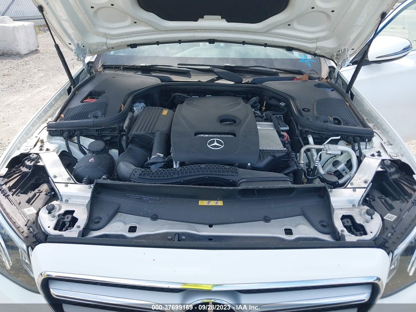 VIN WDDZF4JB7JA426248 2018 MERCEDES-BENZ E-CLASS E 300