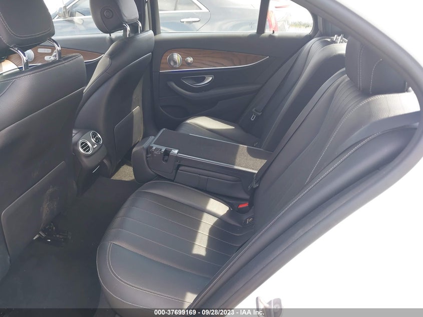 VIN WDDZF4JB7JA426248 2018 MERCEDES-BENZ E-CLASS E 300