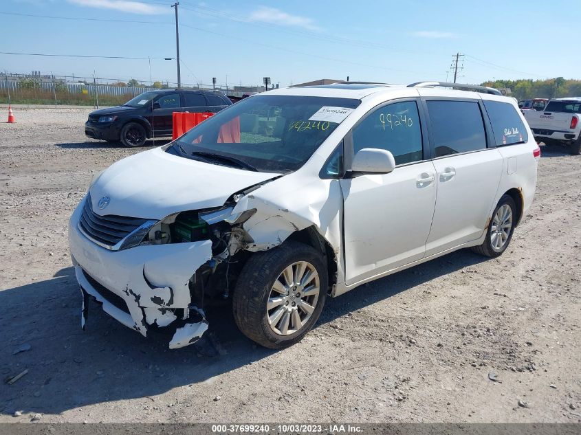 5TDDK3DC3BS012709 2011 TOYOTA SIENNA, photo no. 2