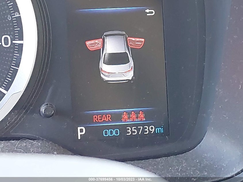 VIN: 5YFEPMAE5NP303548 2022 TOYOTA COROLLA LE