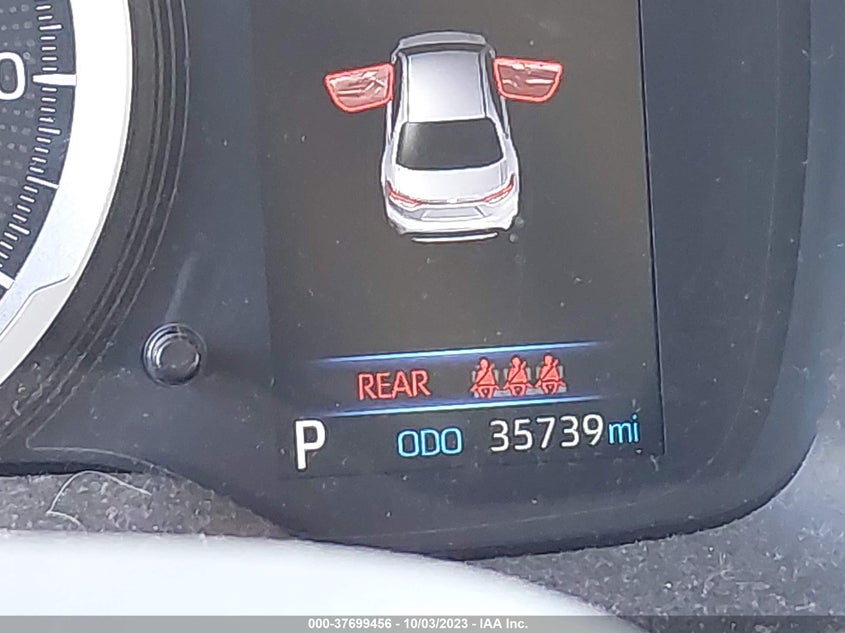 VIN: 5YFEPMAE5NP303548 2022 TOYOTA COROLLA LE