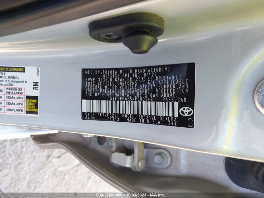 VIN: 5YFEPMAE5NP303548 2022 TOYOTA COROLLA LE