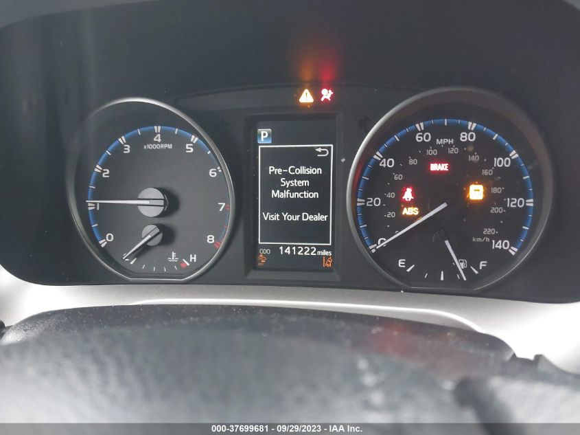 2017 TOYOTA RAV4 LE - JTMBFREV2HJ137169