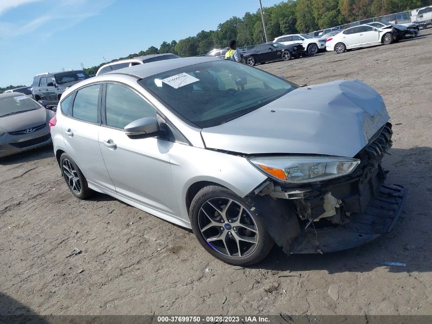 2016 FORD FOCUS SE - 1FADP3K24GL381508