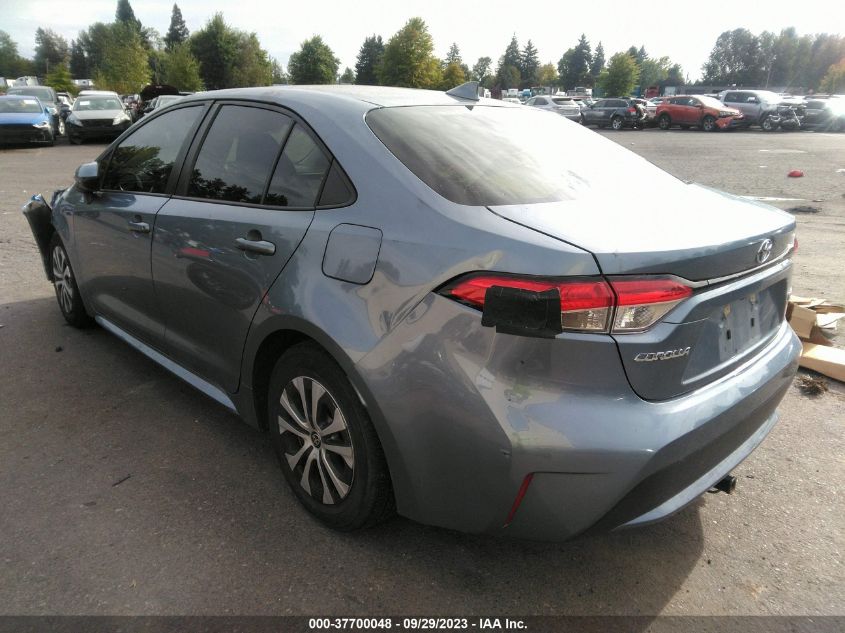 2022 TOYOTA COROLLA HYBRID LE - JTDEAMDE2NJ060136