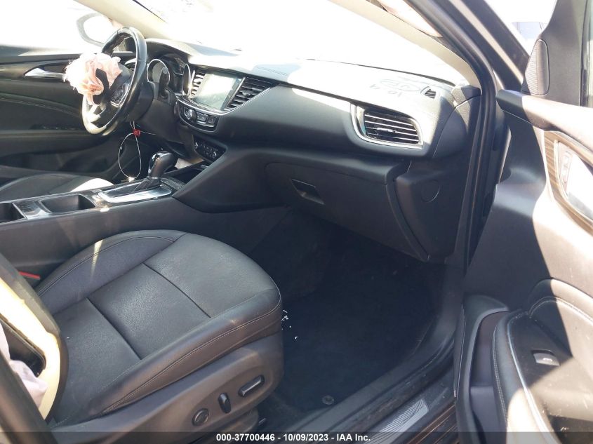 2018 BUICK REGAL TOURX ESSENCE - W04GV8SX7J1079181
