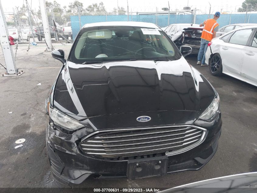 3FA6P0HD0KR215934 2019 FORD FUSION, photo no. 12