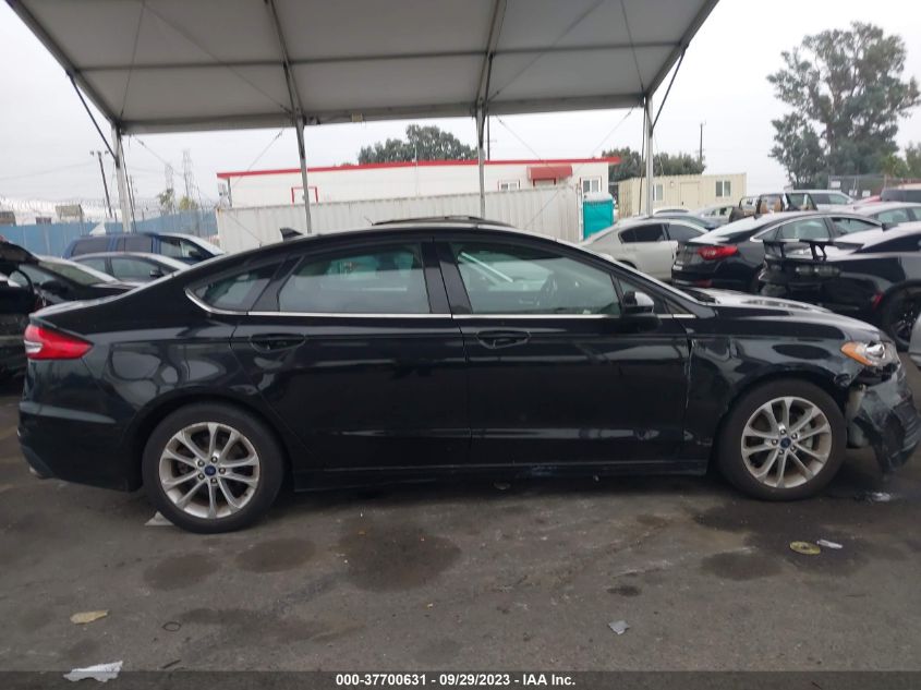 3FA6P0HD0KR215934 2019 FORD FUSION, photo no. 13