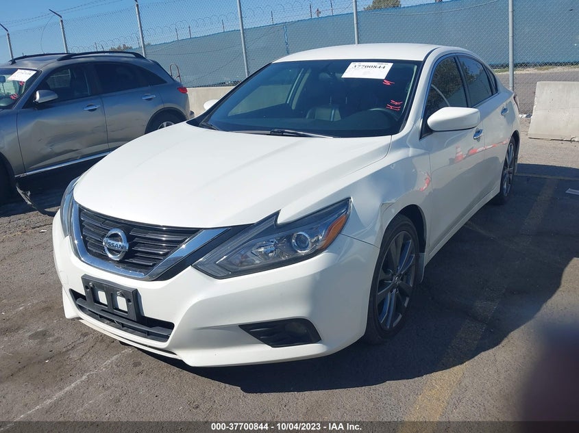 VIN 1N4AL3AP3JC474667 2018 NISSAN ALTIMA 2.5 SR