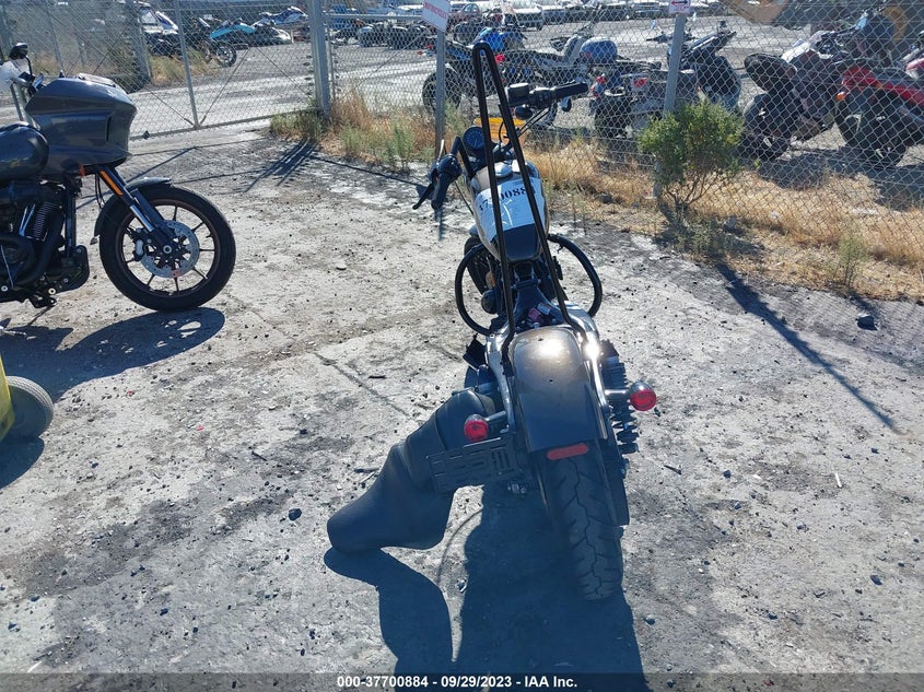 VIN 1HD4LE225LB406299 2020 HARLEY-DAVIDSON XL883 N