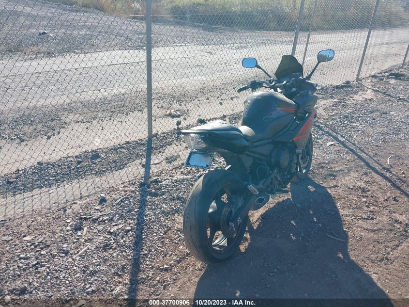 2012 YAMAHA FZ6 R - JYARJ18E9CA008294