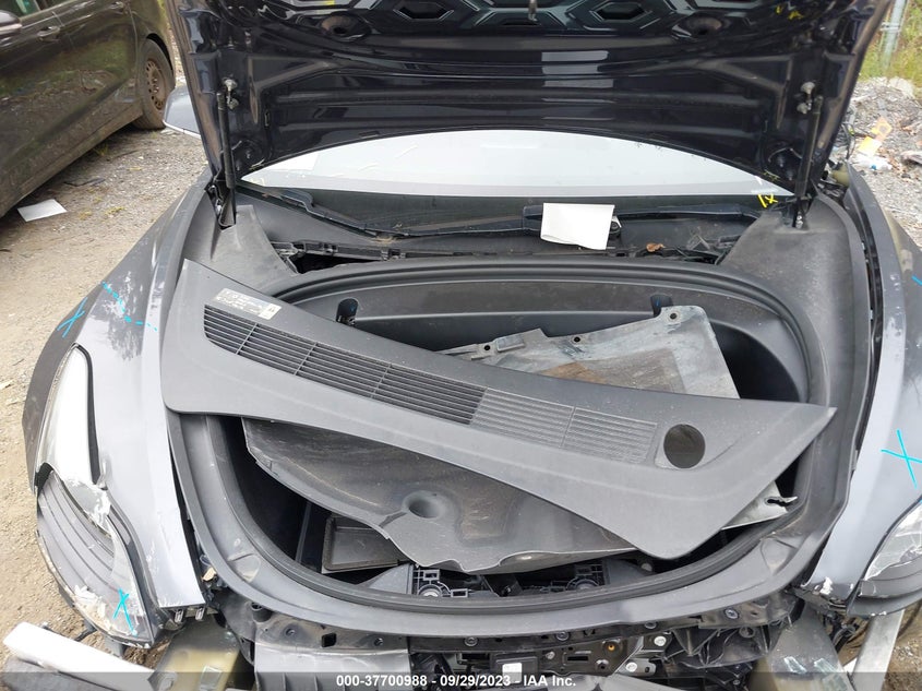 VIN 5YJ3E1EB6JF086822 2018 TESLA MODEL 3 LONG RANGE