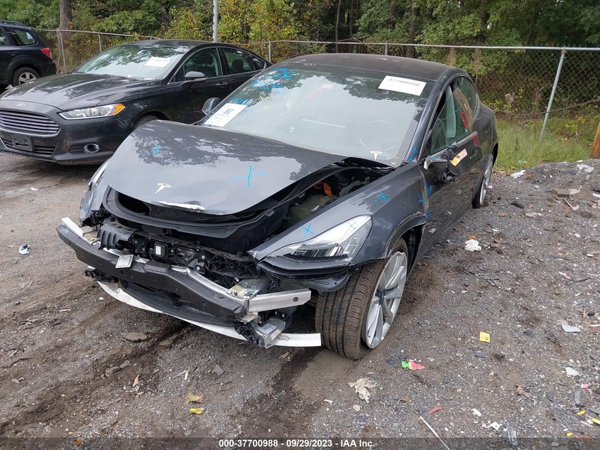 VIN 5YJ3E1EB6JF086822 2018 TESLA MODEL 3 LONG RANGE