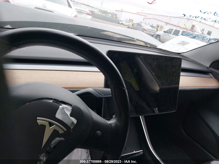 VIN 5YJ3E1EB6JF086822 2018 TESLA MODEL 3 LONG RANGE