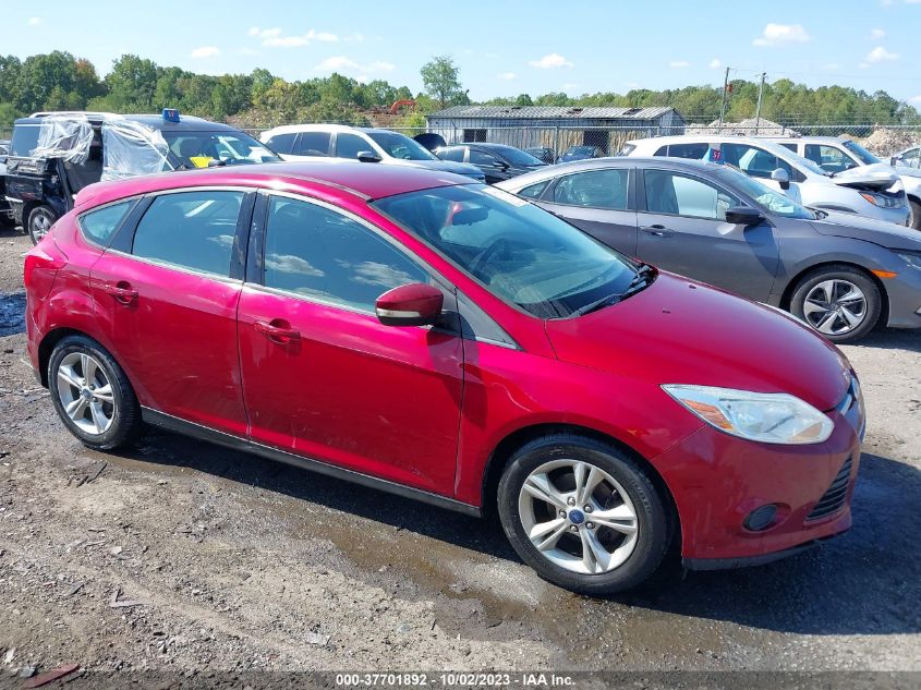 2014 FORD FOCUS SE - 1FADP3K21EL388039