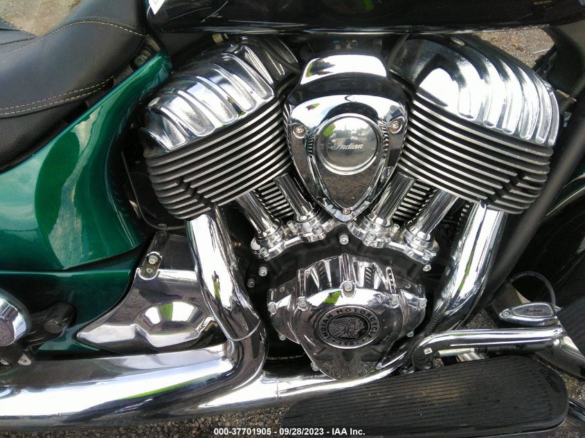 2018 INDIAN MOTORCYCLE CO. SPRINGFIELD 56KTHAAA7J3368706