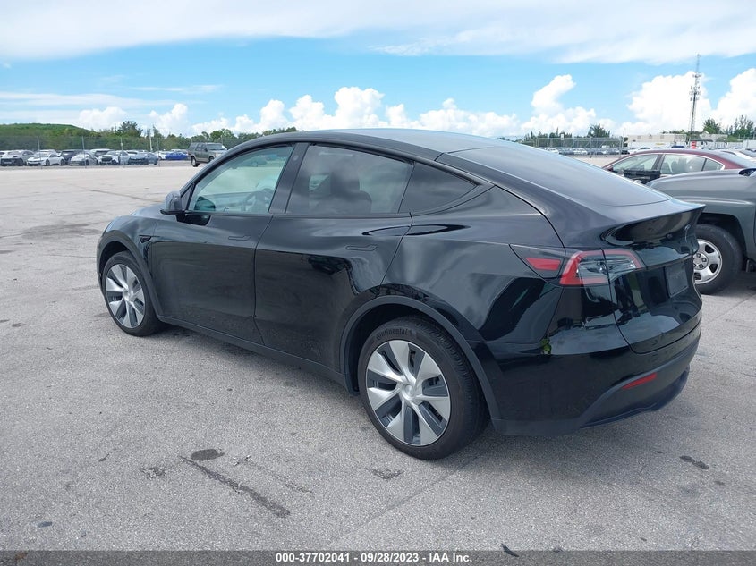 2022 TESLA MODEL Y DUAL MOTOR FR AC IND(VIN: 7SAYGDEE4NF320105