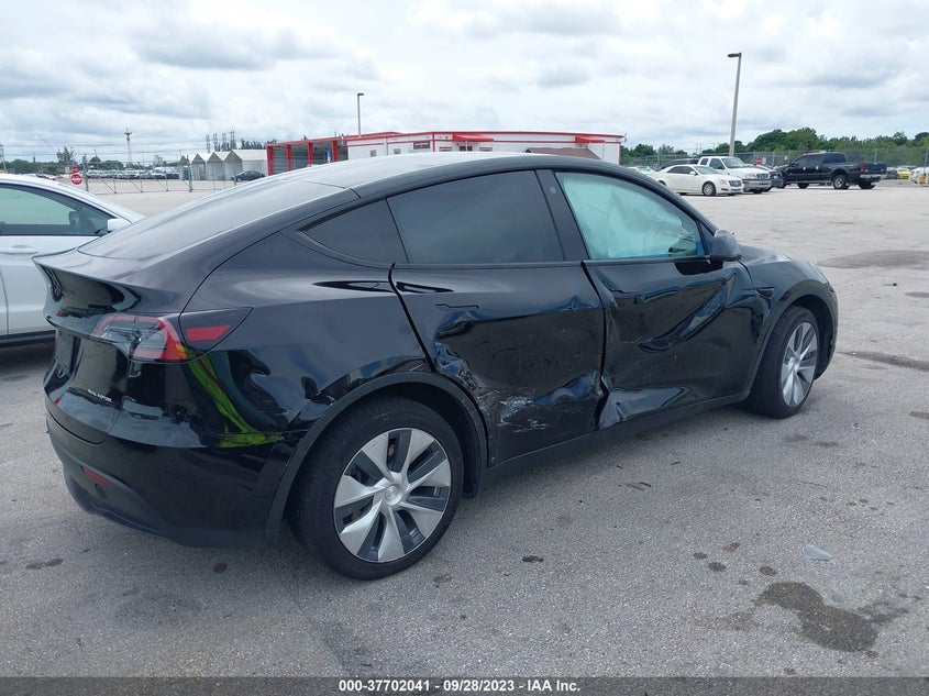 2022 TESLA MODEL Y DUAL MOTOR FR AC IND(VIN: 7SAYGDEE4NF320105