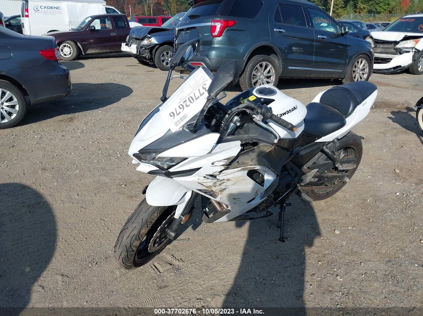 VIN ML5EXEM18LDA13218 2020 KAWASAKI EX650 M