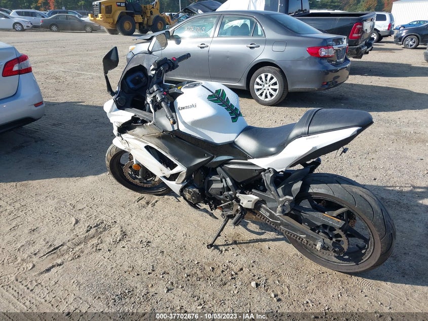 VIN ML5EXEM18LDA13218 2020 KAWASAKI EX650 M