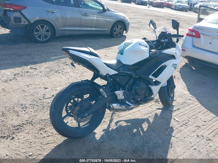 VIN ML5EXEM18LDA13218 2020 KAWASAKI EX650 M