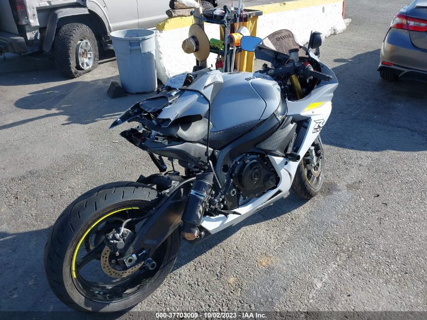 2022 SUZUKI GSX-R750 JS1GR7MA5N7101396