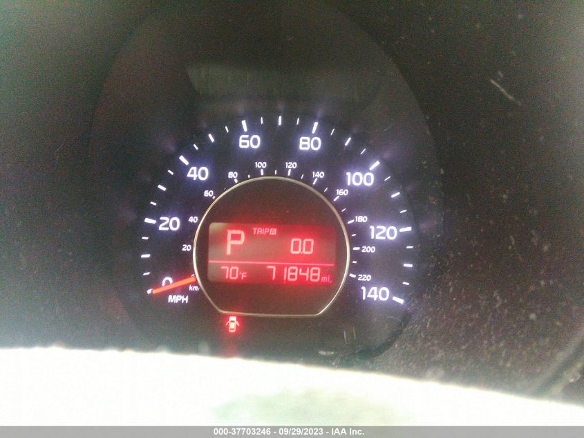 2015 KIA SOUL + - KNDJP3A53F7182434