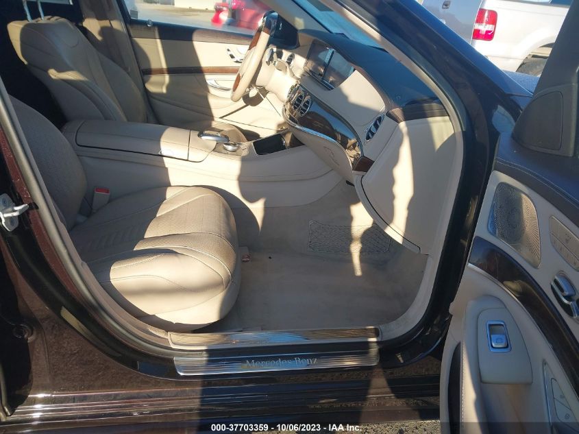 2016 MERCEDES-BENZ S-CLASS S 550 WDDUG8FB1GA272247
