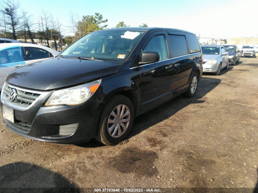 2013 VOLKSWAGEN ROUTAN SE W/RSE & NAVIGATION 2C4RVABG3DR725578