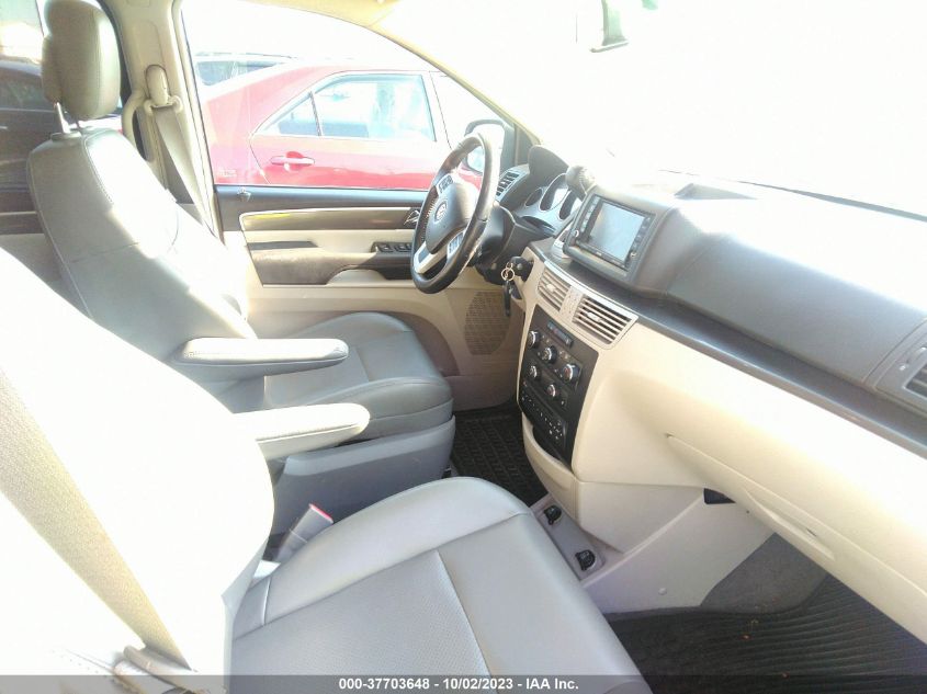 2013 VOLKSWAGEN ROUTAN SE W/RSE & NAVIGATION 2C4RVABG3DR725578