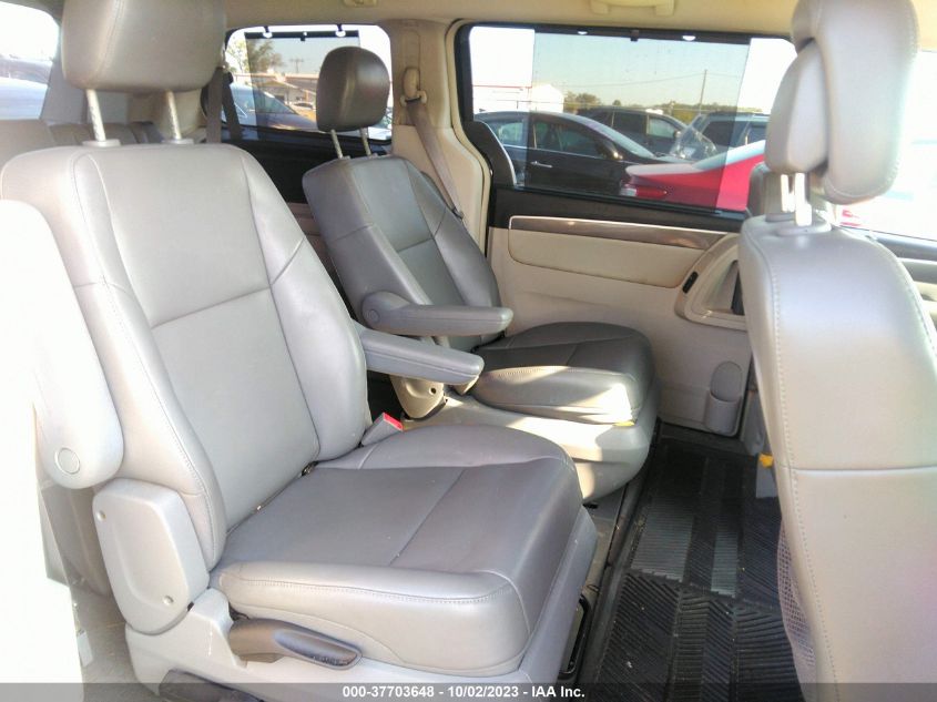 2013 VOLKSWAGEN ROUTAN SE W/RSE & NAVIGATION 2C4RVABG3DR725578