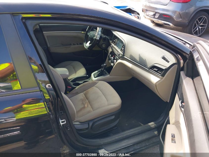 VIN KMHD84LF5KU781817 2019 HYUNDAI ELANTRA SEL