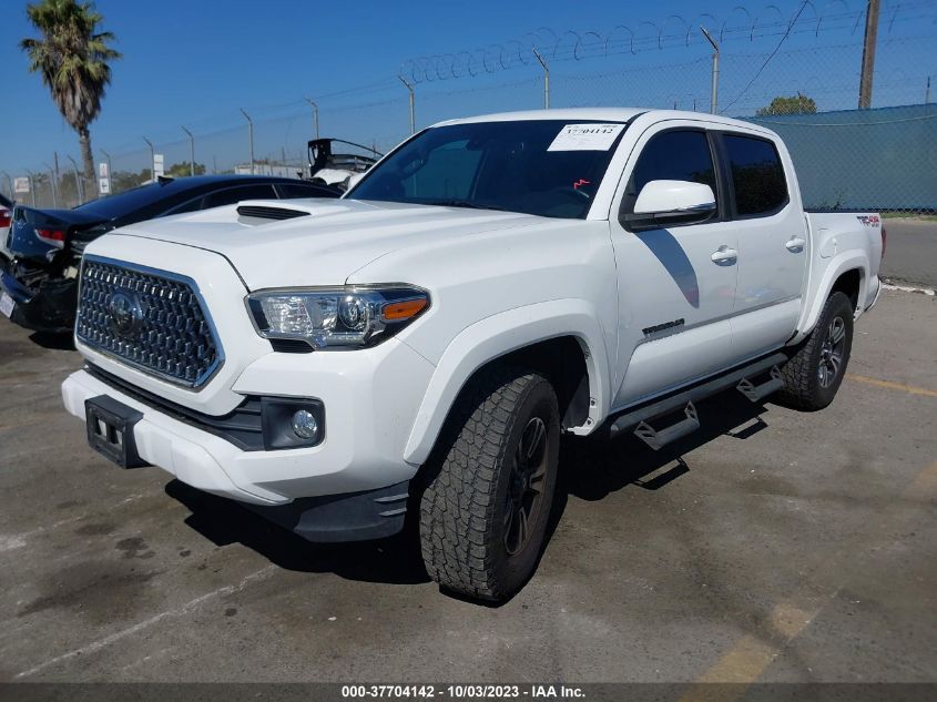 3TMCZ5AN0KM251921 Toyota Tacoma 4wd SR/SR5/TRD SPORT 2