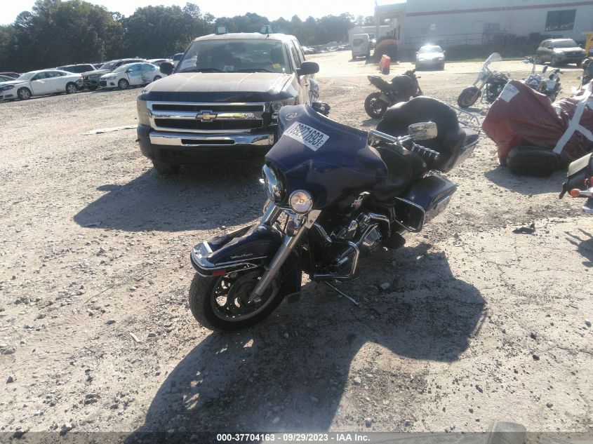 2006 HARLEY-DAVIDSON FLHTCUI 1HD1FCW126Y655385