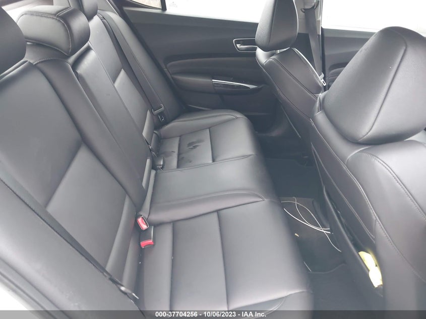 VIN 19UUB3F37JA002744 2018 ACURA TLX