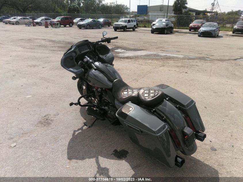 2018 HARLEY-DAVIDSON FLTRXSE CVO ROAD GLIDE 1HD1TCL16JB952538