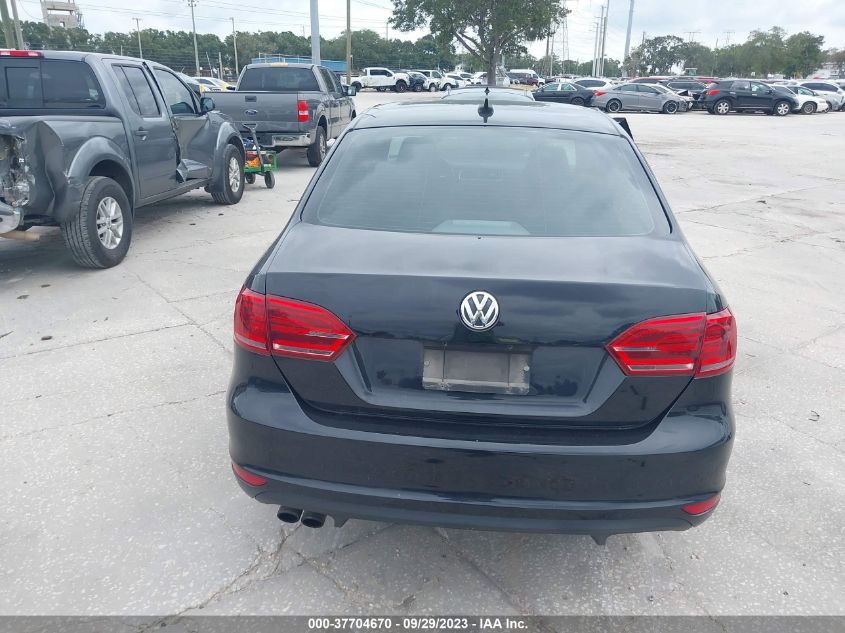 2013 VOLKSWAGEN GLI AUTOBAHN W/NAV 3VW4T7AJ3DM286581