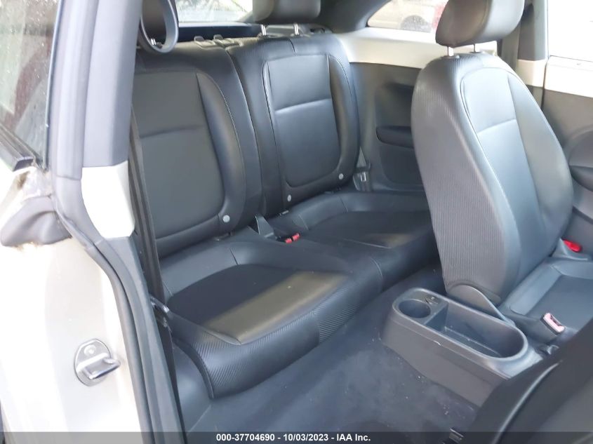 2013 VOLKSWAGEN BEETLE COUPE 2.5L 3VWJP7AT8DM619561