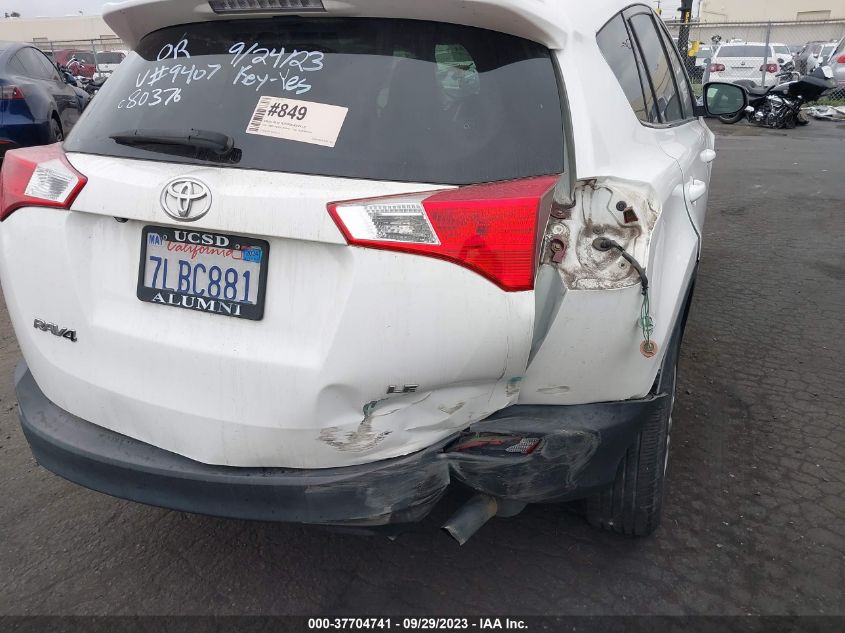 2015 TOYOTA RAV4 LE - JTMZFREV1FJ039407
