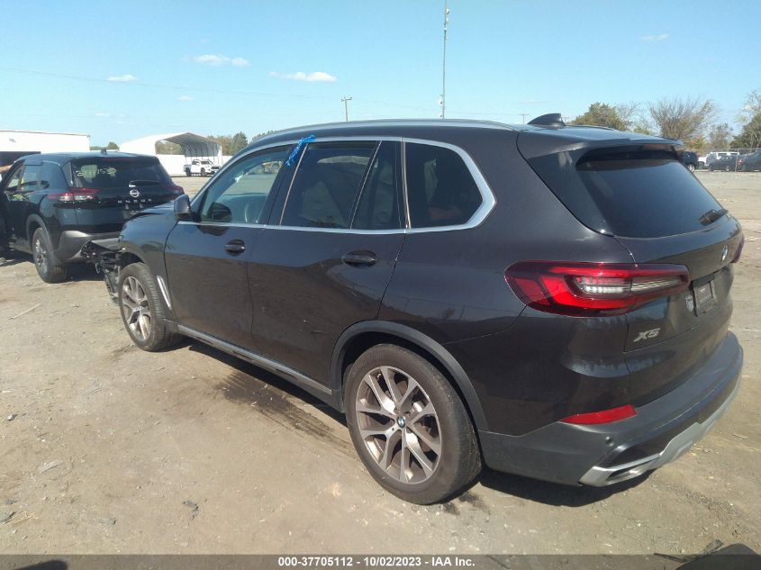 5UXCR6C03M9F40513 BMW X5 XDRIVE40I 3