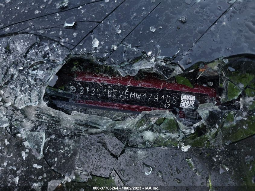 2021 TOYOTA RAV4 XLE PREMIUM - 2T3C1RFV5MW179106