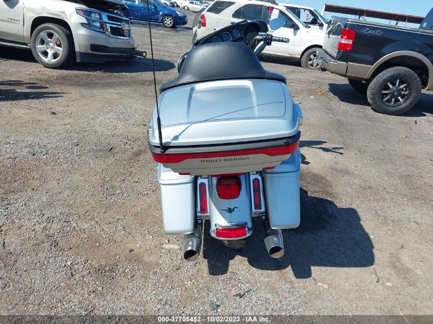 2015 HARLEY-DAVIDSON FLHTCUL ULTRA CLASSIC LOW - 1HD1KDM16FB694214
