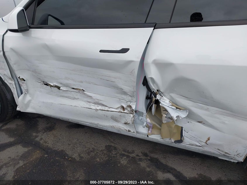 VIN 7SAYGDEF9NF554572 2022 TESLA MODEL Y PERFORMANCE