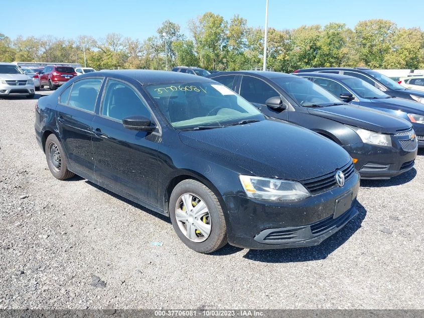 2014 VOLKSWAGEN JETTA SEDAN S - 3VW1K7AJ7EM398405