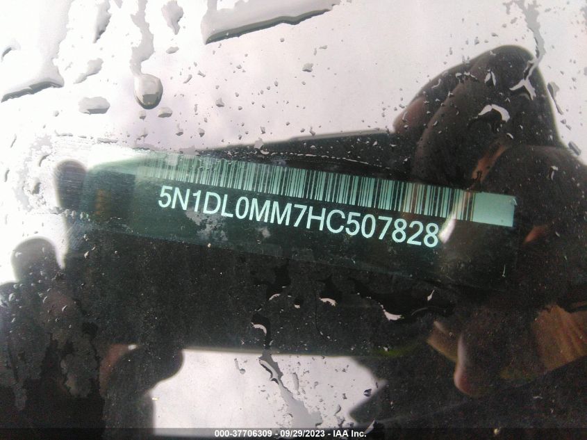 2017 INFINITI QX60 - 5N1DL0MM7HC507828