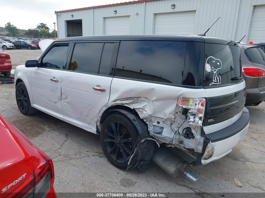 VIN 2FMGK5C82JBA22147 2018 FORD FLEX SEL