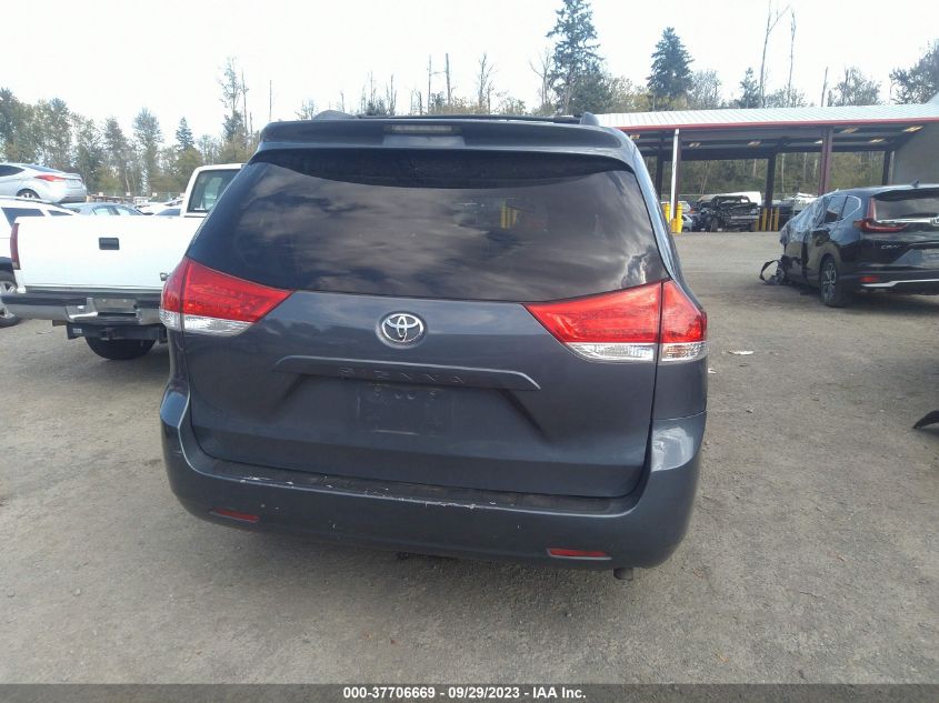 2014 TOYOTA SIENNA LE - 5TDKK3DC1ES432383
